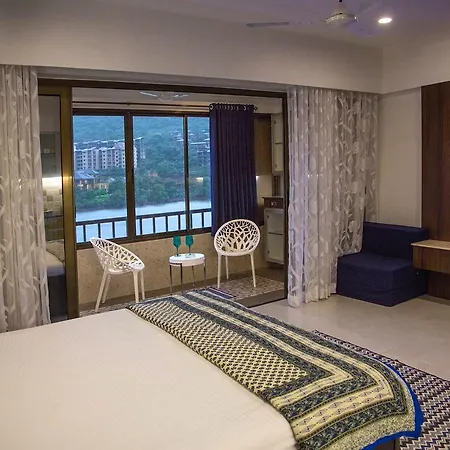 Lavasa Luxury Lakeview Studio Exterior photo
